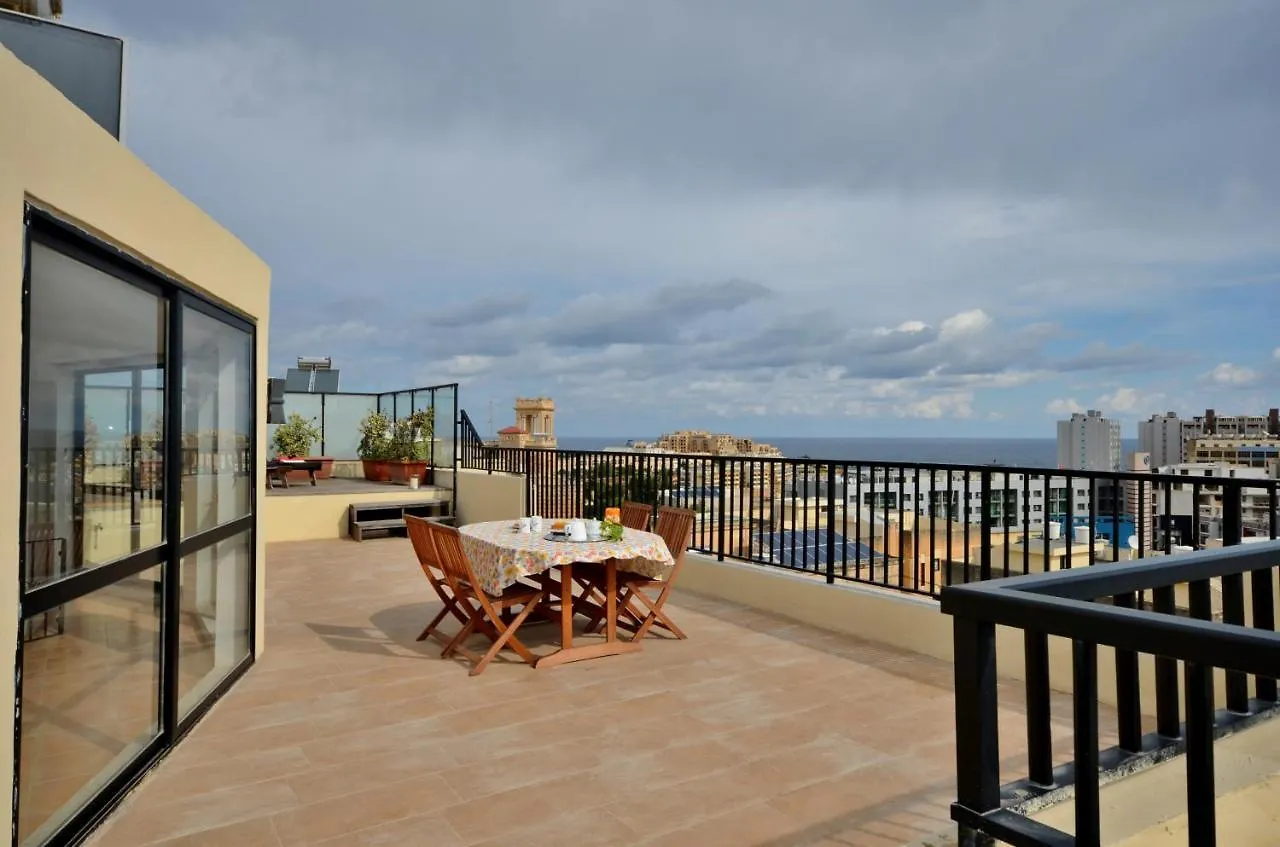 City Living Suite Tk 3 Rm 3 Saint Julian's Guest house