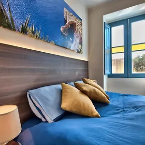 Vendégház Central Suites St. Julian'S, San Ġiljan